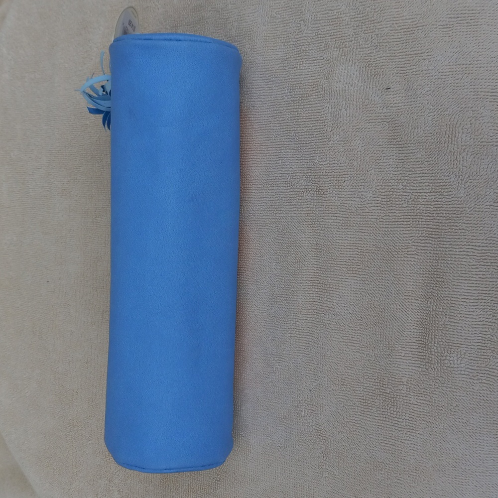 Essentials Pouch - Picture 3 of 8